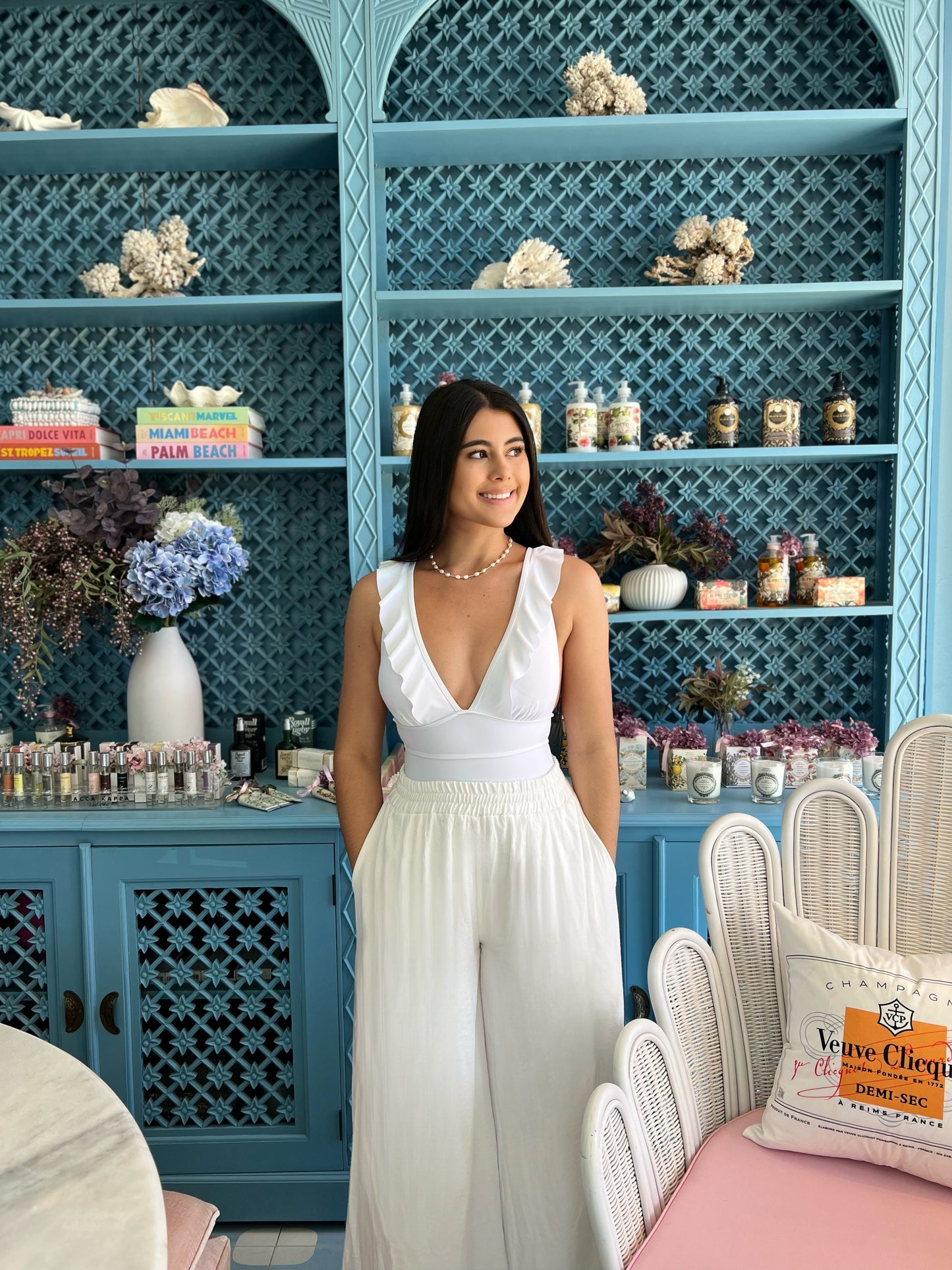 Aphrodite One Piece - White